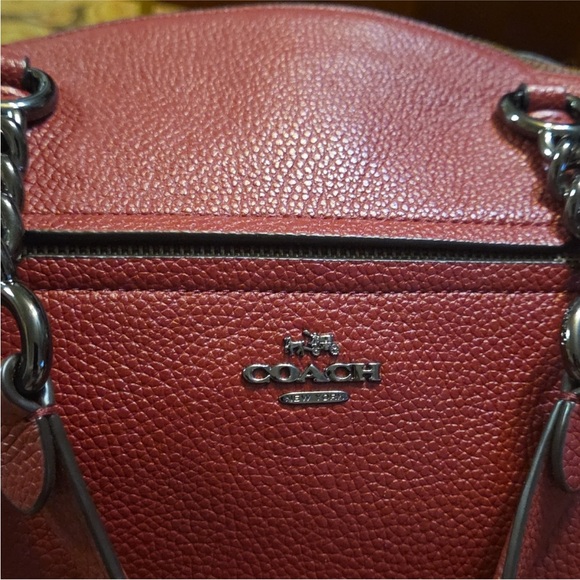 Coach Kelsey 59501 Crossbody Red Pebbled Leather EUC - Picture 4 of 15